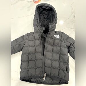 Black North Face Thermoball